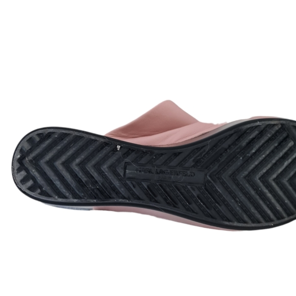 Karl Lagerfeld size 7M , so comfortable - Picture 4 of 4